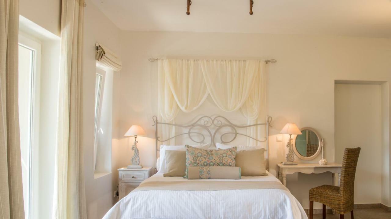 Aegean Castle Andros - Adults Only Aparthotel Ajía Eleúsza Kültér fotó